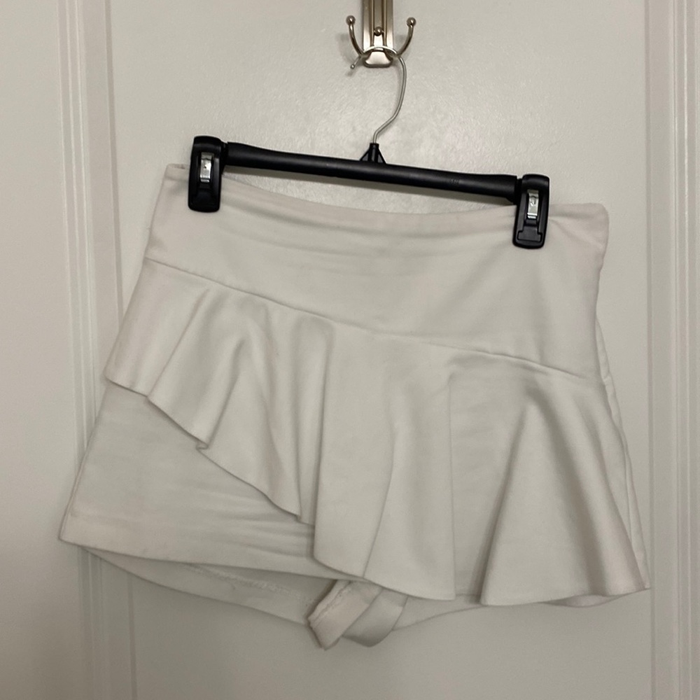 Zara white skort